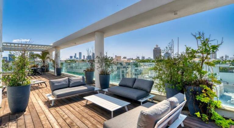 Holiday apartment with pool | Near Dizengoff Street | Pets allowed — photo 3