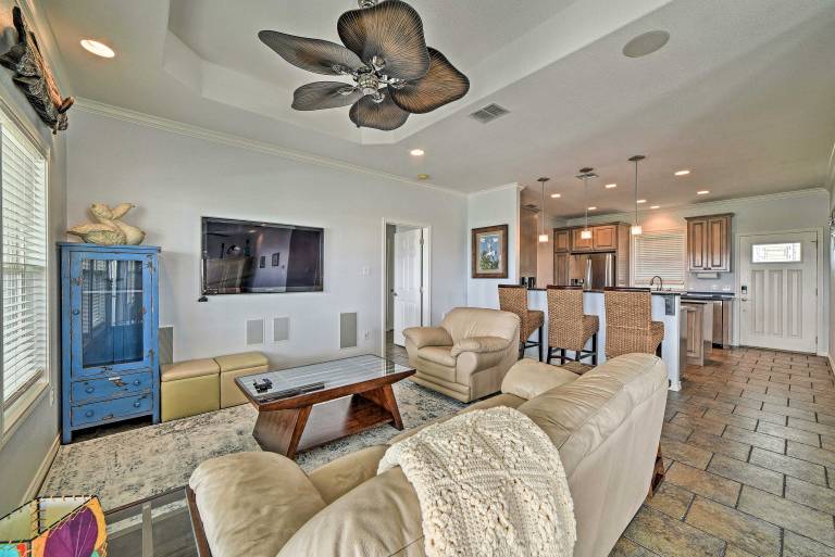 Waterfront Rockport Home w/ Deck & Boat Ramp! — photo 3
