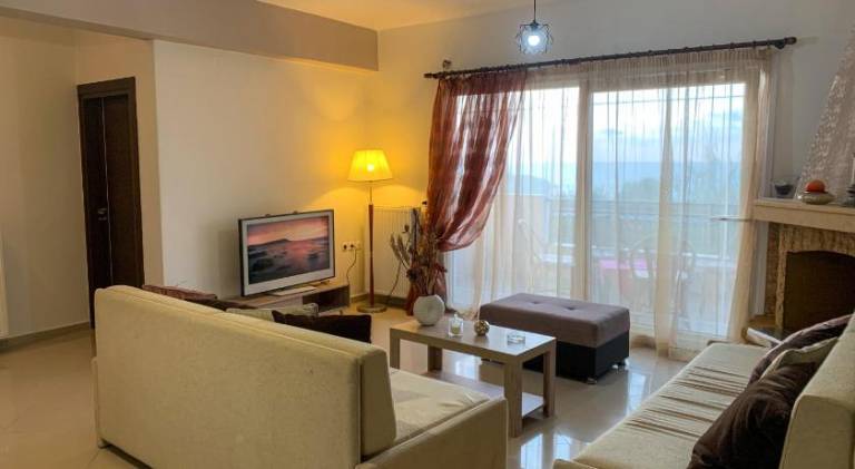 Lovely rental apartment with patio, garden & grill | Close to the beach | Dogs allowed in Agios Nikolaos