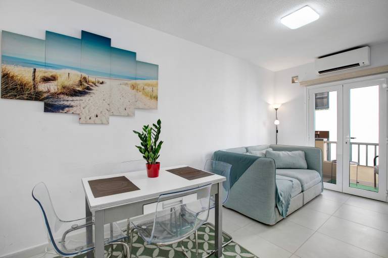 House with fast internet | Beach view — photo 3