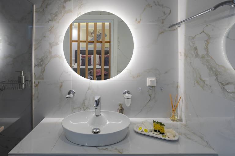 Myra Mare White Suite by Estia