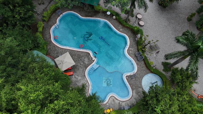 Resort Mohan Range