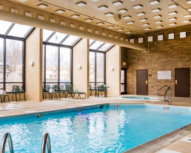 AmericInn by Wyndham Memphis East — photo 3