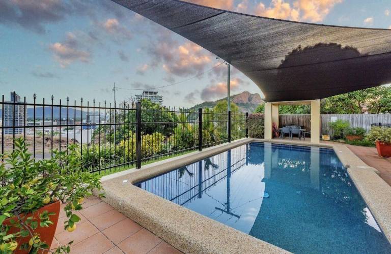 Apartment  Townsville City