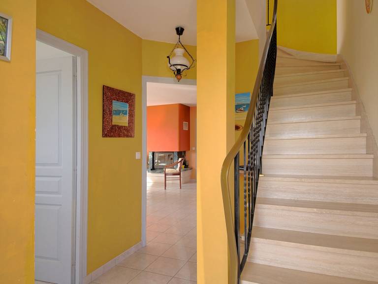 Vacation home with barbecue & terrace — photo 4