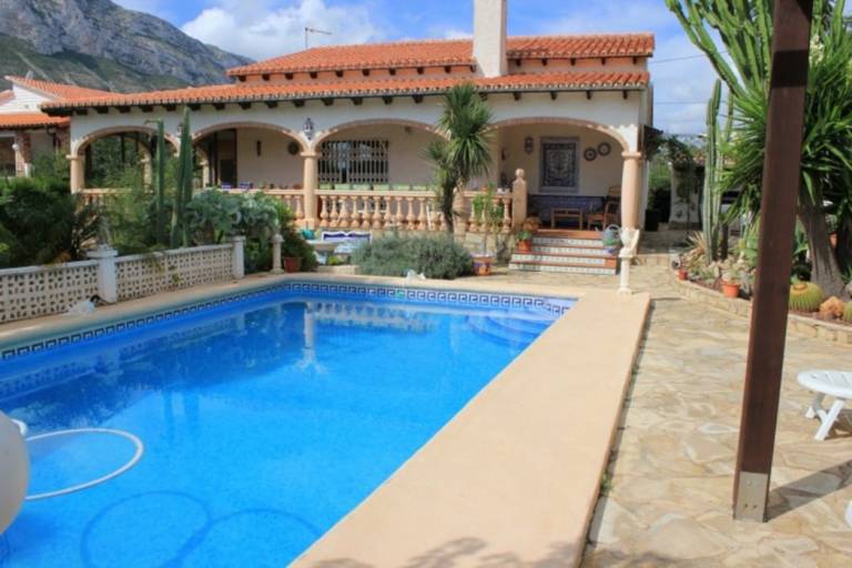 Villa  Montgo de Toscamar
