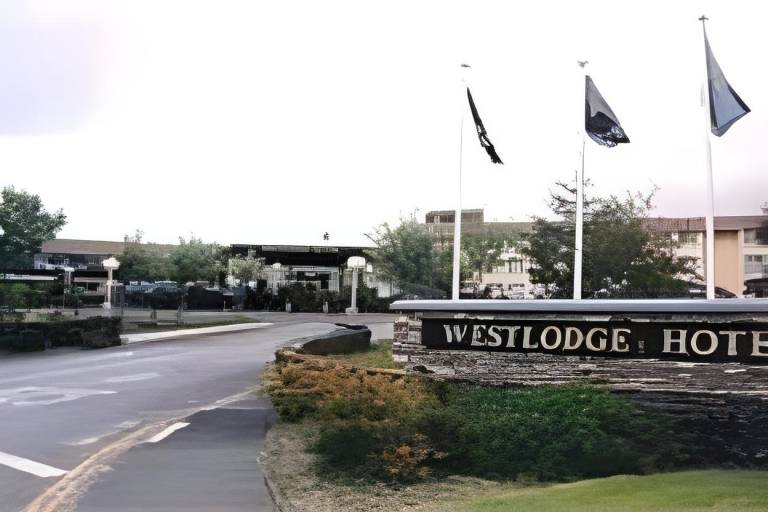 Westlodge Hotel & Leisure Centre