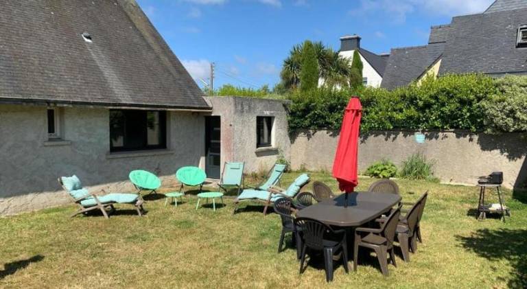 Fully equipped house with barbecue, yard & patio | Pets allowed — photo 3