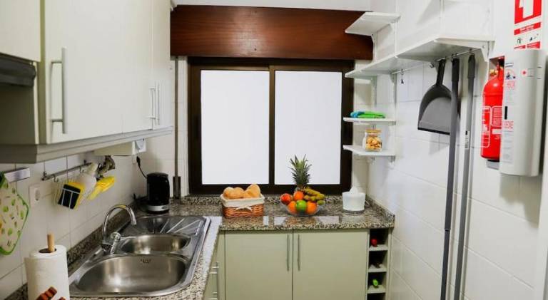 Funchal downtown 5min Marina 2 bedroom parking — photo 4