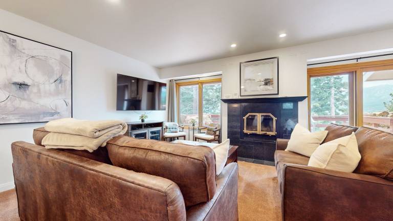 Big condo with sauna, hot tub & barbeque | Mountain view | Close to the ski | Dogs allowed — photo 3