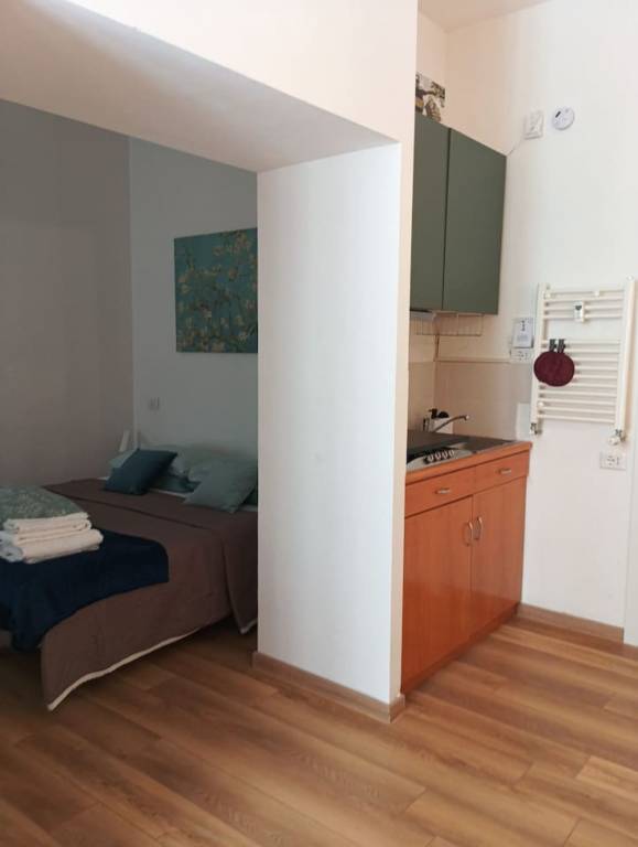 Charming 2-Guest Apt in San Giovanni Landmark in Rome