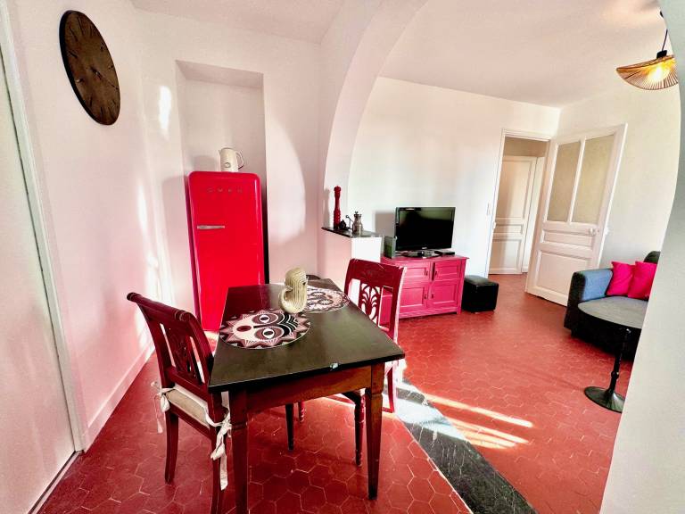 Lovely rental apartment | Next to Castle Hill | Beach nearby | Pets allowed — photo 4