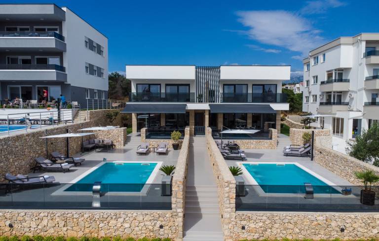 Maisonette  Novalja