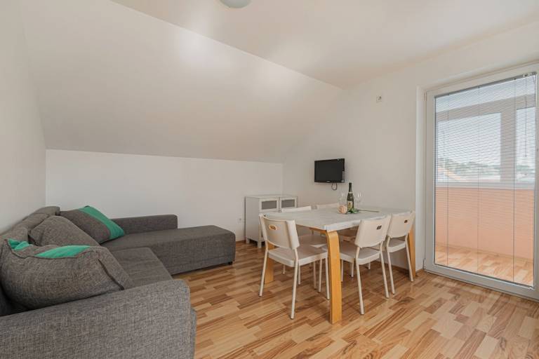 Apartma  Velike Bloke