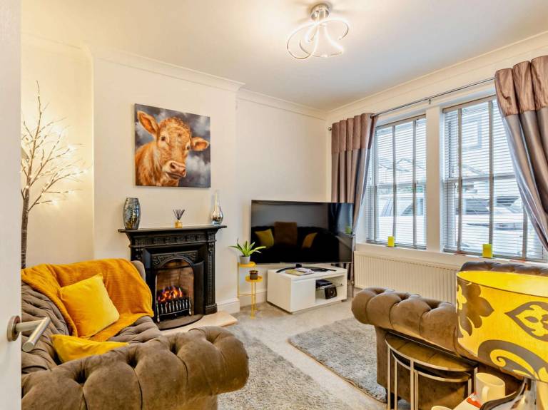 Cottage with yard, terrace & barbeque in Cockermouth