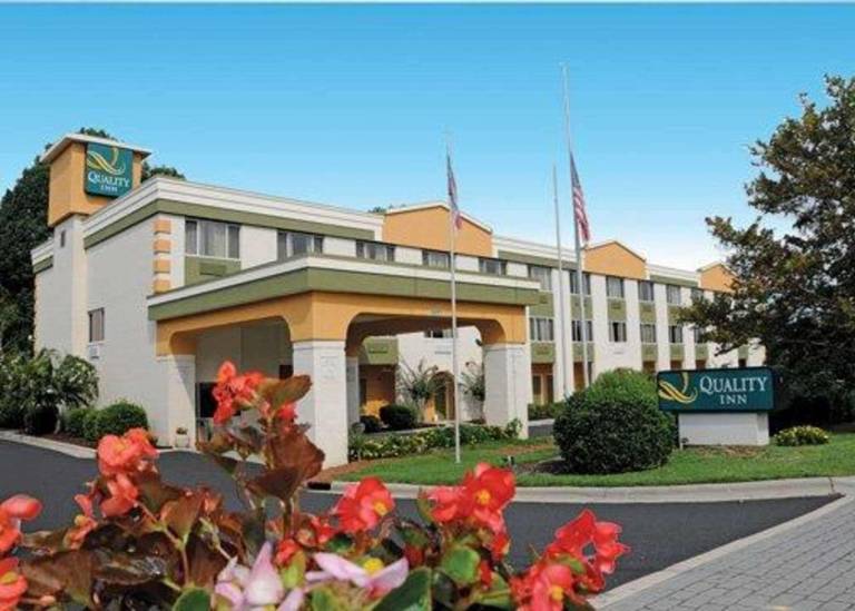 Quality Inn Huntersville near Lake Norman in Huntersville, NC