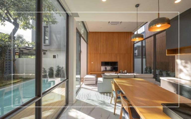 280 m² Villa