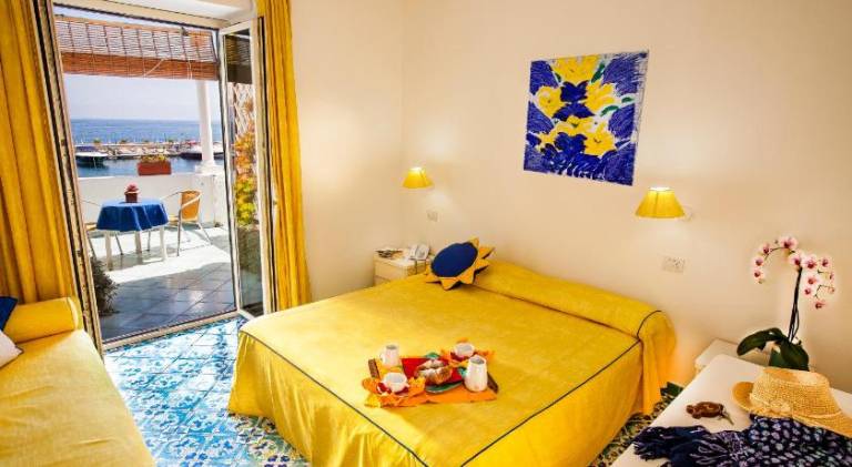 Hotel La Sirenella in Forio