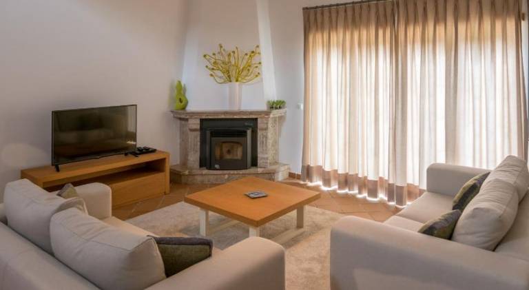 Vacation home with heated pool, terrace & garden — photo 2