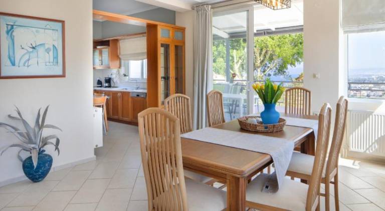 Fully equipped big villa with garden, barbeque & private pool | Good for workation | Pets are welcome — photo 2