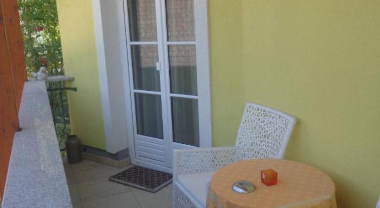 Serviced apartment with terrace — photo 4