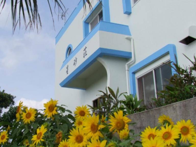 Bed & Breakfast  Mugiya