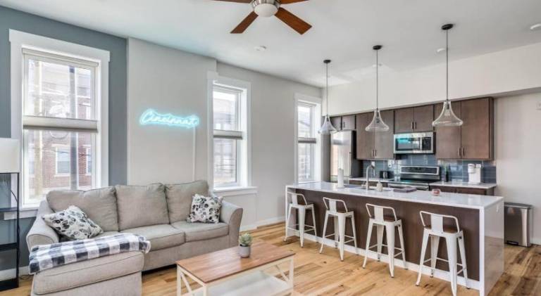 Vacation home | Suitable for remote work | Pets allowed — photo 2