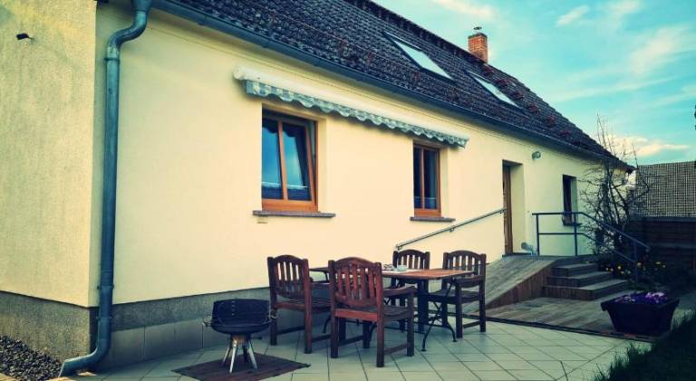 200 m&sup2; Ferienhaus