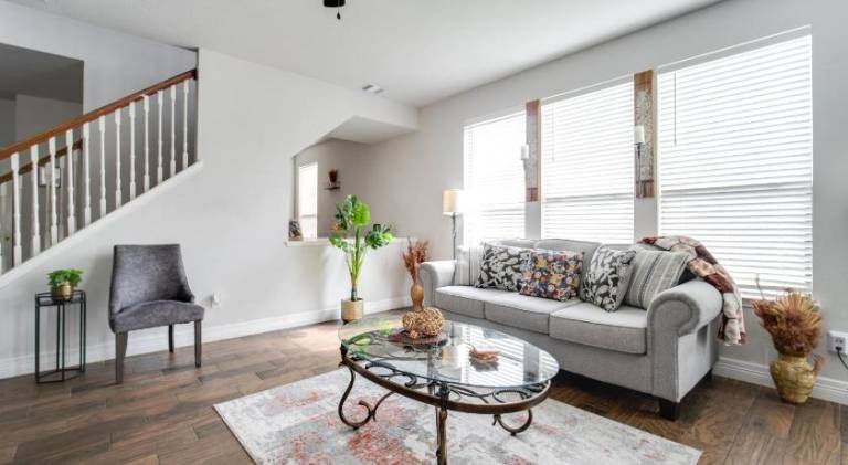 279 m&sup2; Ferienhaus