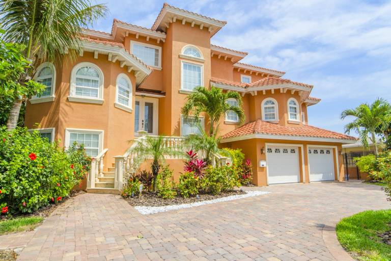 House Saint Pete Beach