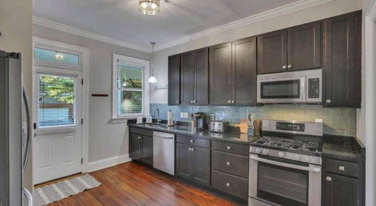 Charming Historic Getaway in the Heart of Columbus — photo 4