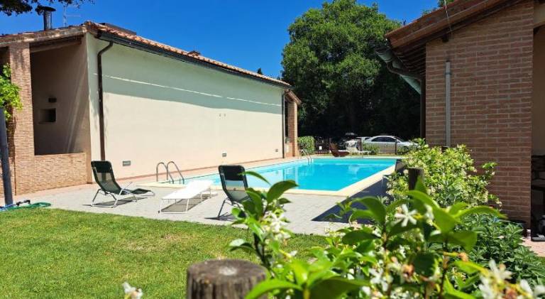 Vacation home with pool in Castiglione del Lago