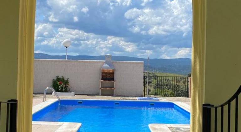 Vacation home with pool | Dogs allowed — photo 3