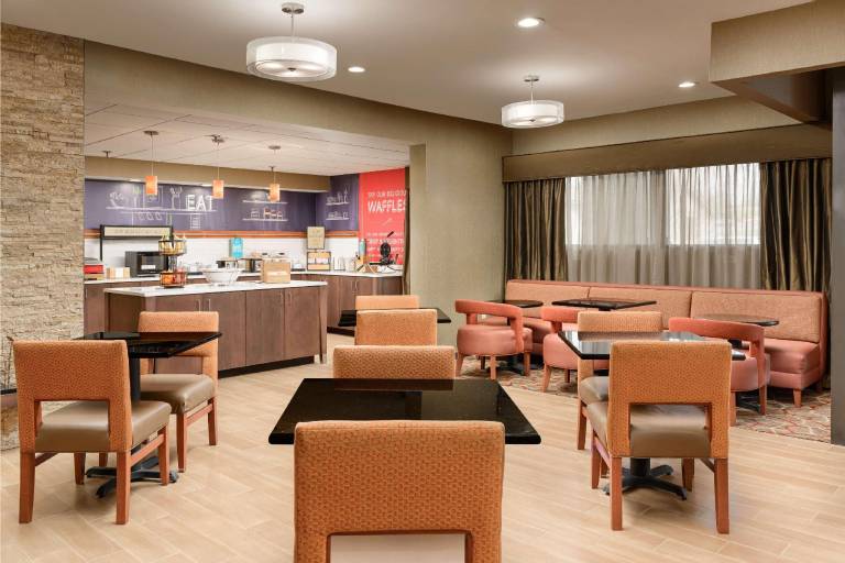 Hampton Inn by Hilton Oak Ridge Knoxville — photo 4