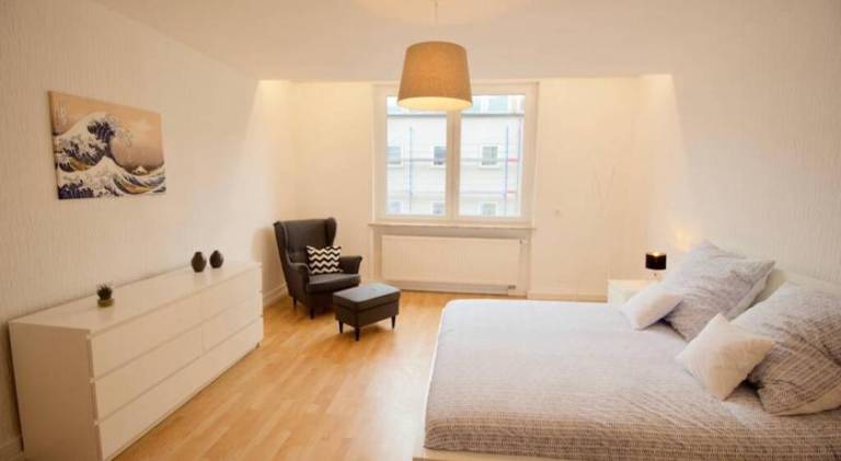 Rental apartment with 2 rooms for 12 persons in Ludwigshafen