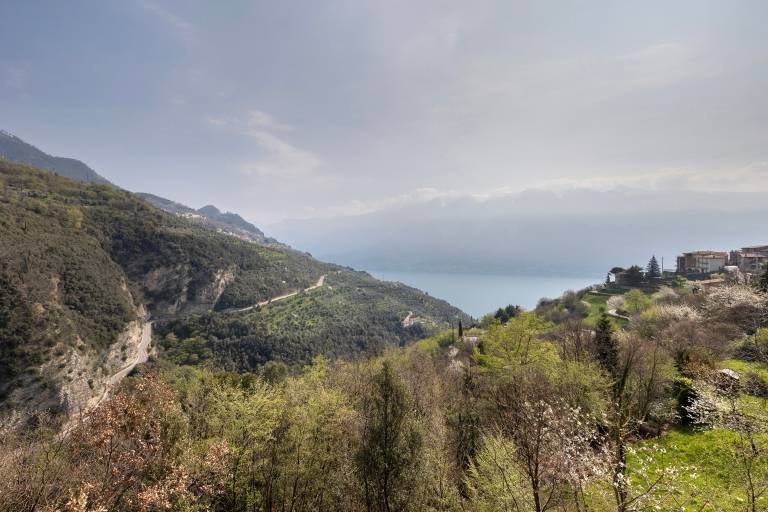 Apartment 'Annarosa, Piovere' with Lake View, Private Terrace and Wi-Fi — photo 3