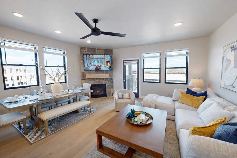 Pet Friendly Winstons Lodge at Helling 203 in Park City, UT