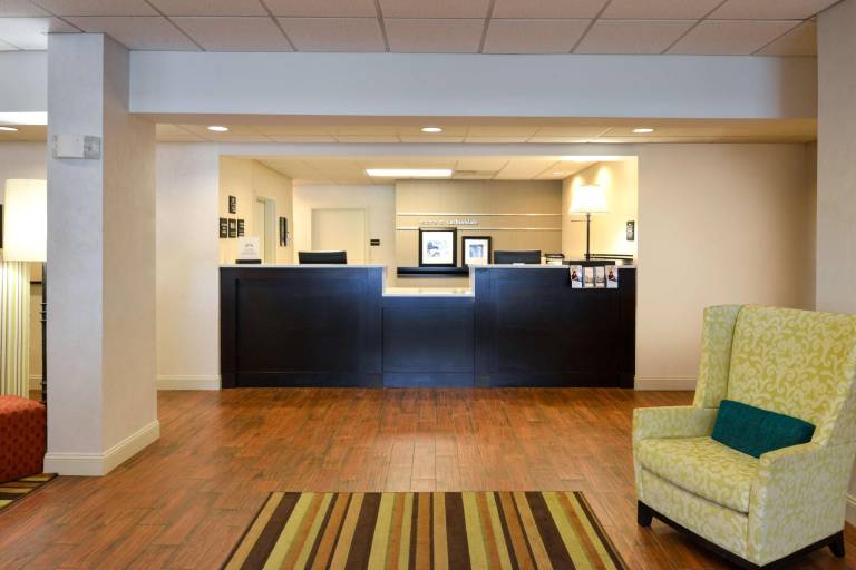 Hampton Inn Carbondale — photo 4