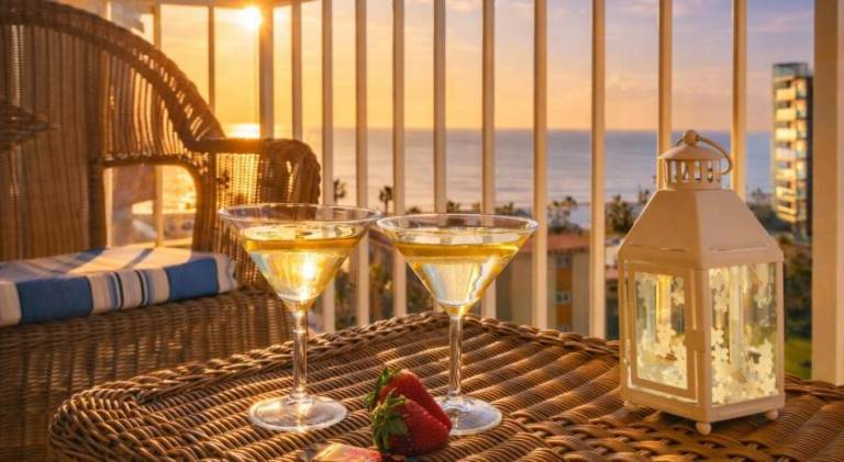 Apartment with pool | Beach nearby | Pets allowed in Torremolinos
