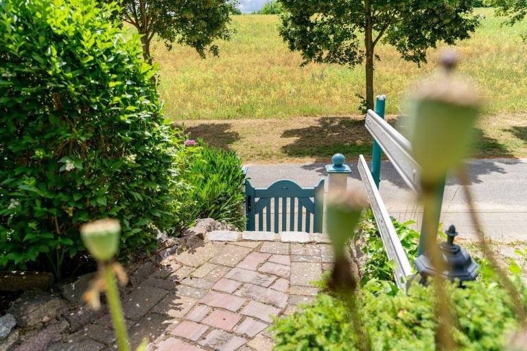 Beautiful holiday apartment with patio & BBQ | Garden view | Suitable for remote work | Pets allowed — photo 3