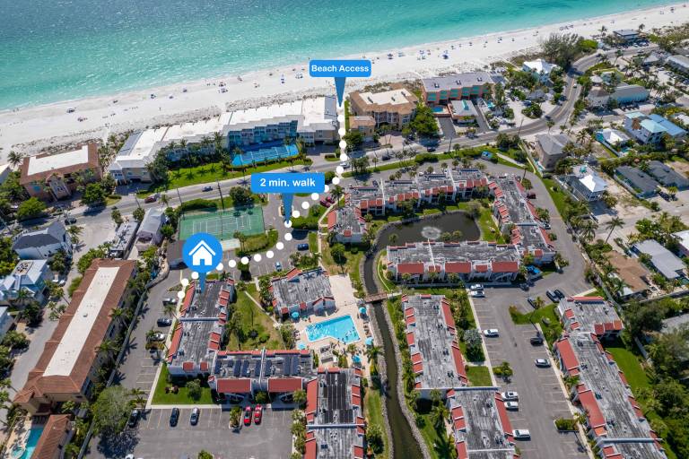 Fully equipped beautiful condo with BBQ & pool | Close to the beach | Pet-friendly — photo 2