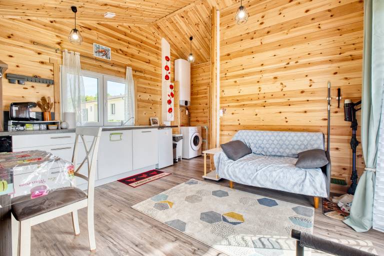 Peaceful Getaway in Dordogne – Chalet for 4 People — photo 4