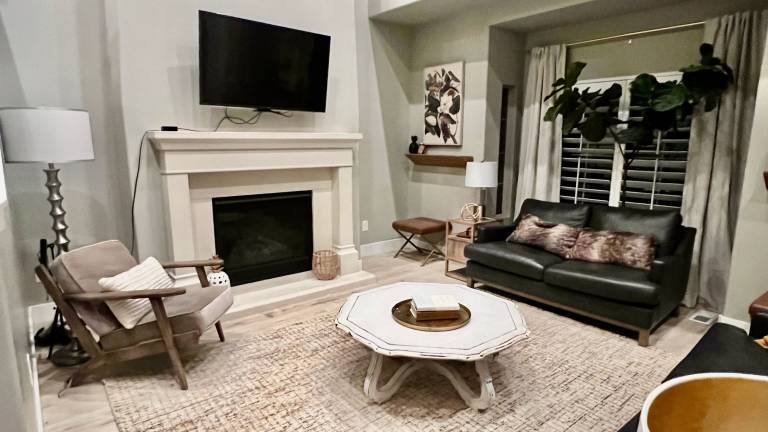 House  Lehi