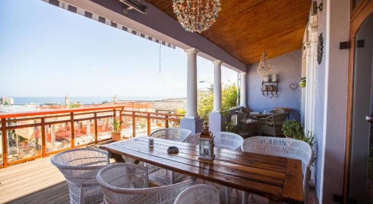 Nice holiday apartment with terrace | Near Sea Point | Perfect for remote work | Dogs allowed — photo 2