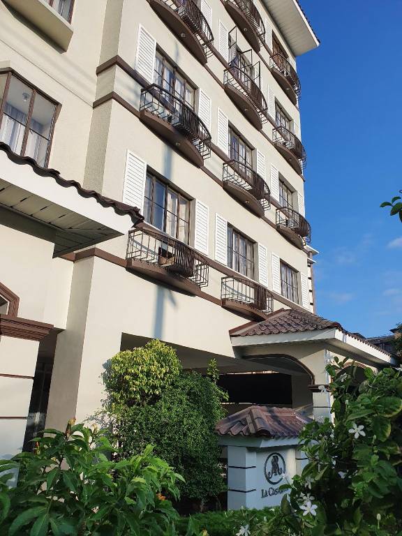 Appartement met hotelvoorzieningen Makati