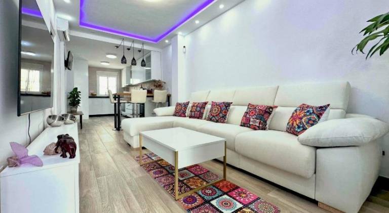 Rental apartment with patio | Beach nearby | Dogs allowed in Torremolinos