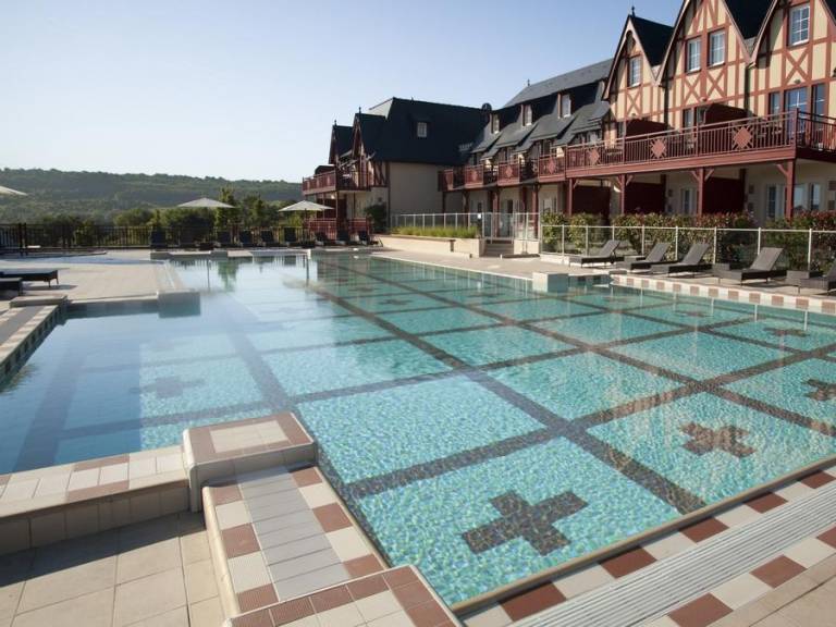 Studio with heated pool | Next to the beach | Dogs allowed — photo 3