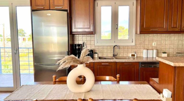 Fully equipped villa with terrace & garden | Perfect for remote work | Pets are welcome — photo 3