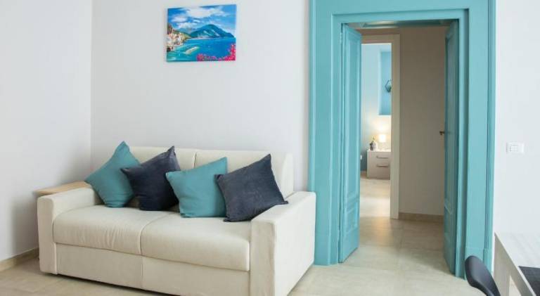 Holiday apartment | Close to Piazza Dante in Casoria