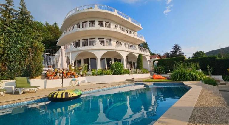 Sunrise Villa in Albena